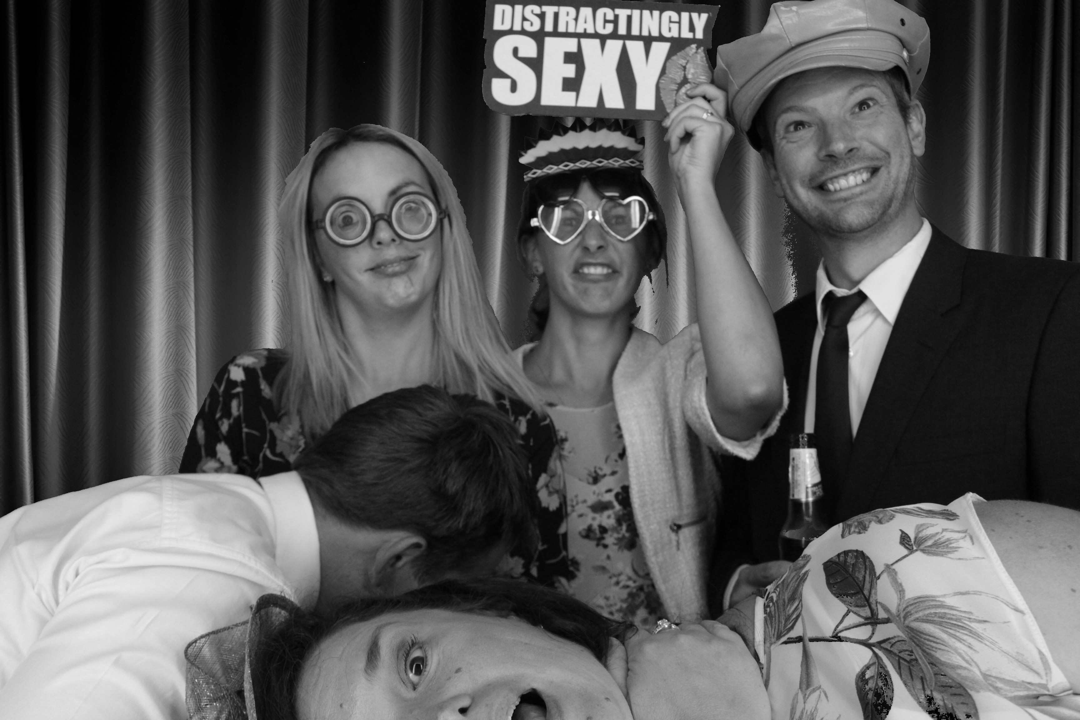 Mr & Mrs Bowles | View more photos from the event at gallery.myphotoboothexperience.co.uk/u/MyPhotoBoothExperienceLtd/Mr-Mrs-Bowles